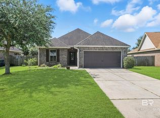 1090 Crown Walk Dr, Foley, AL 36535