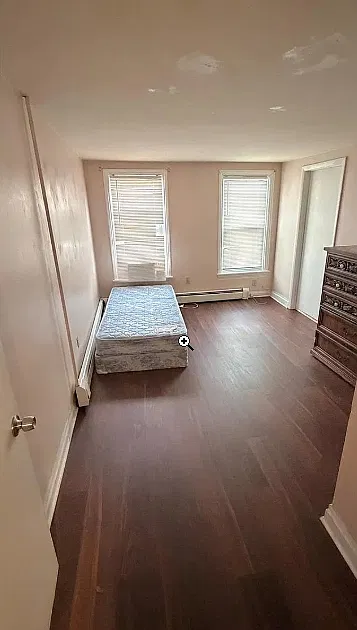 3 bed, 1100 sqft, $1,589 — Photo 3