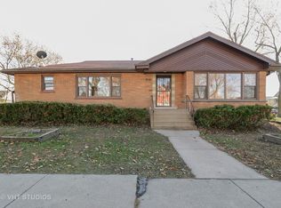 12401 S May St, Calumet Park, IL