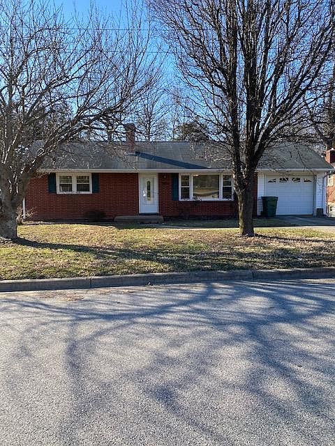 1st image of 127 Murphy Cir