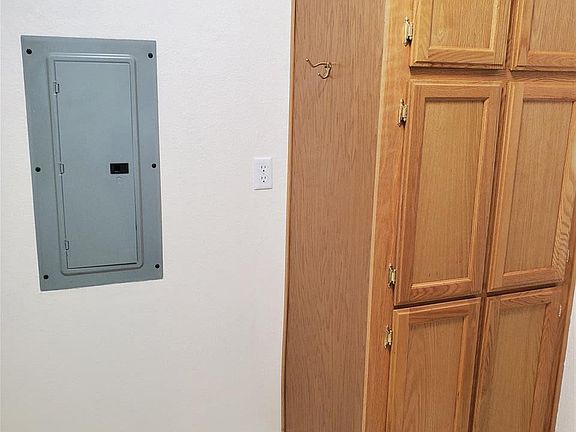 5th image of 325 S 5th St Unit 22
