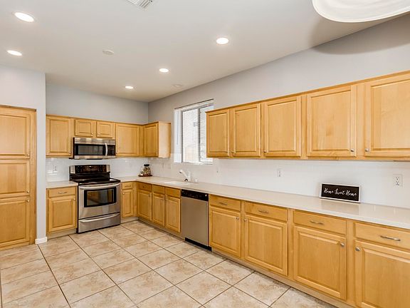 4th image of 18214 N 48th Pl