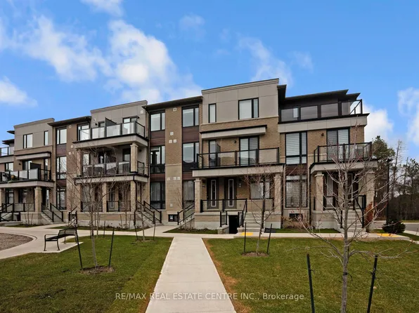 45 Knotsberry Cir #43, Brampton, ON L6Y 6G1