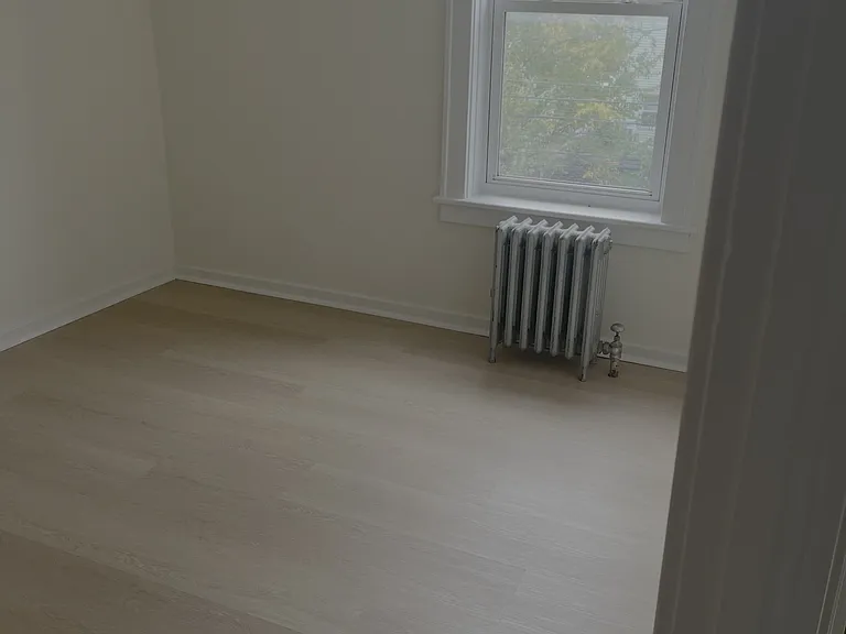 1054 Kenmore Ave #9 — Photo 5