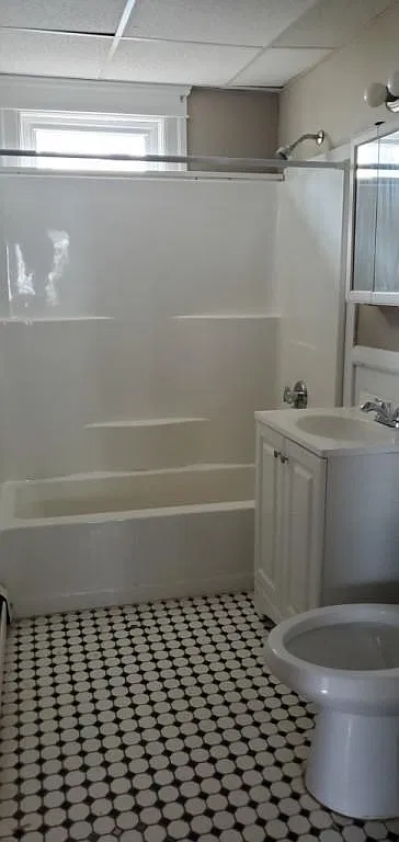 3 bed, 1100 sqft, $1,800 — Photo 4