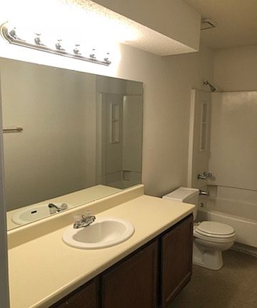 2nd image of 2114 10th St APT 103