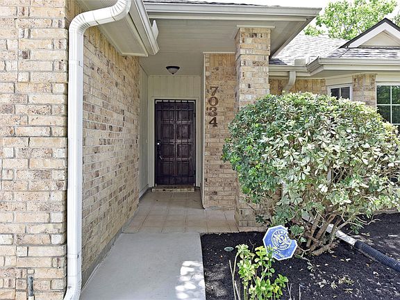 3rd image of 7034 River Bluff Dr