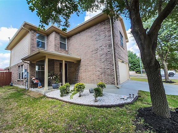 2nd image of 3405 Savage Springs Dr