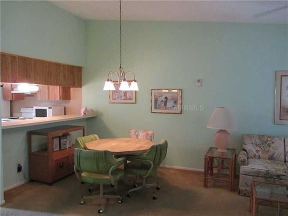 5th image of 7330 Parkside Villas Dr