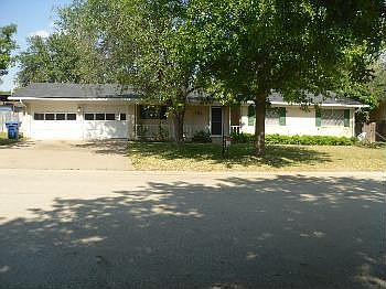 1st image of 231 Taylors Dr