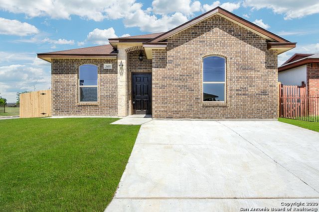 1st image of 3455 Avoca Dr