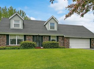 700 S Teut Rd, Burlington, WI 53105