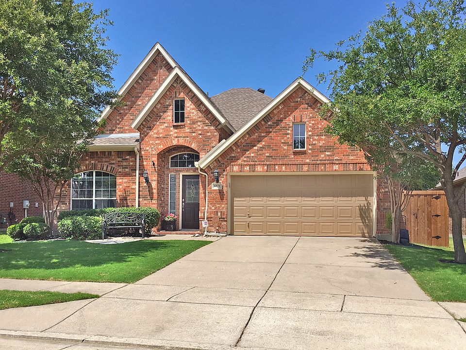1st image of 8571 Davis Dr