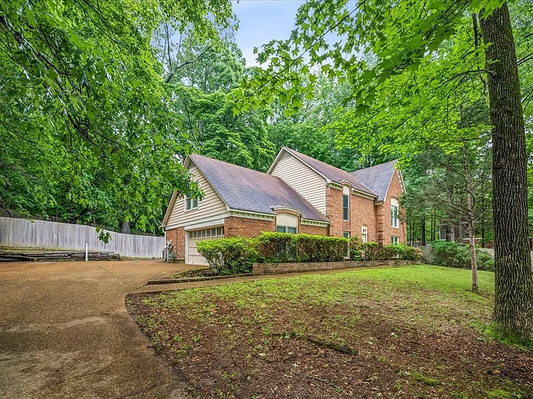 8428 Bazemore Rd — Photo 5