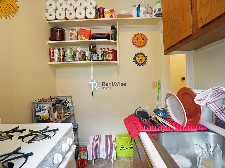 225 Kelton St #2 — Photo 6