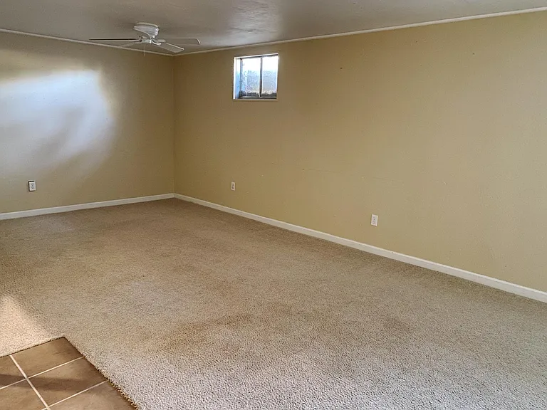 920 Miami Way — Photo 16