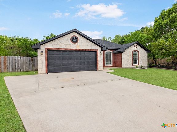 4th image of 4008 Salt Fork Dr