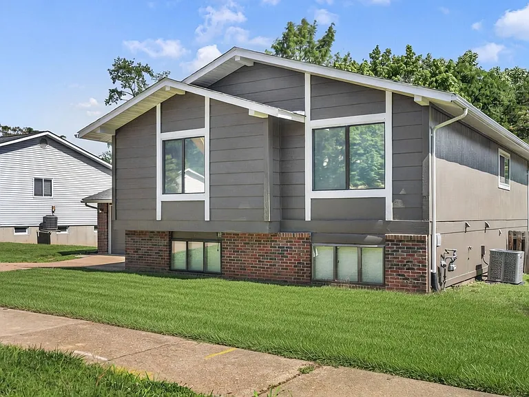 2335 Hempline Ct — Photo 49