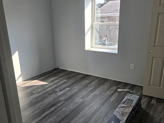 3rd image of 339 Woonasquatucket Ave #1