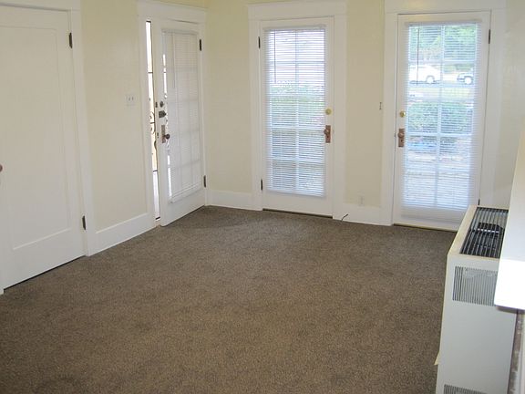 5th image of 6313 Friends Ave APT A
