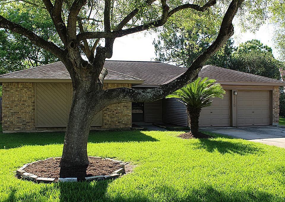 1st image of 115 Wood Hollow Dr