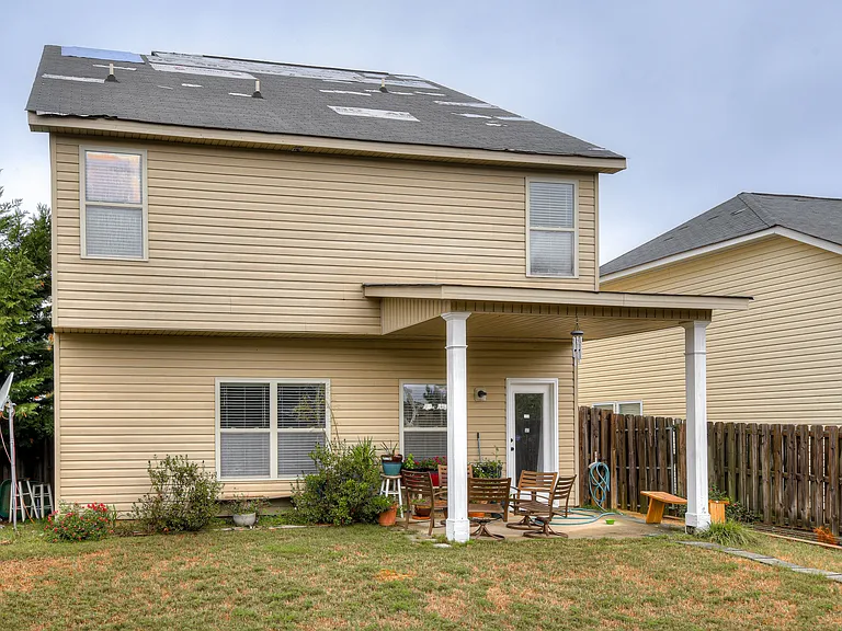 805 Erika Ln — Photo 39