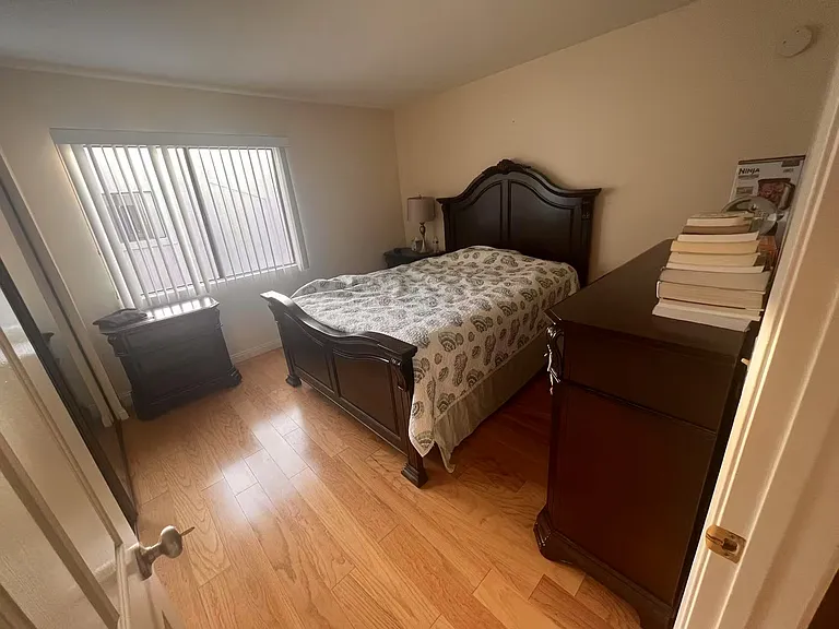 4639 Executive Dr — Photo 3
