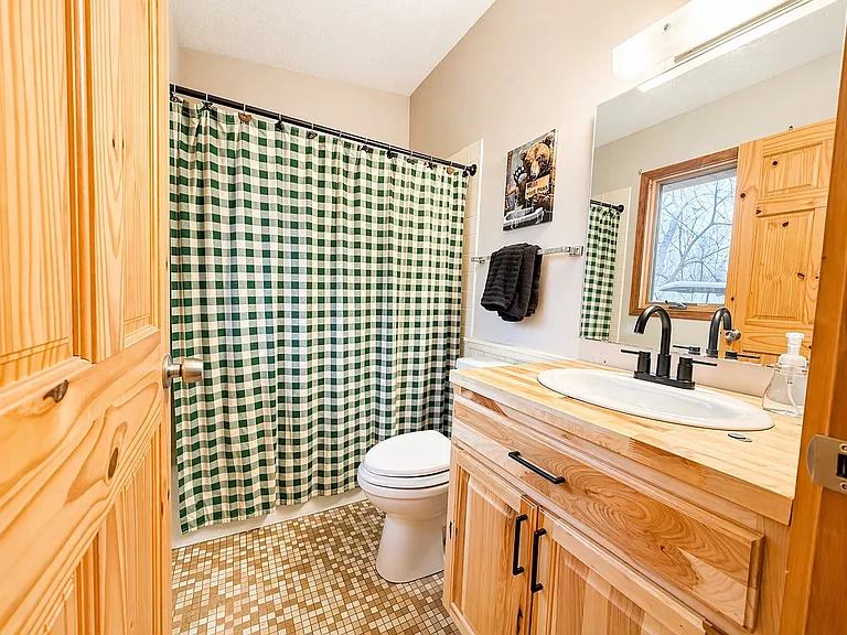 360 Quadna Mountain Rd — Photo 7