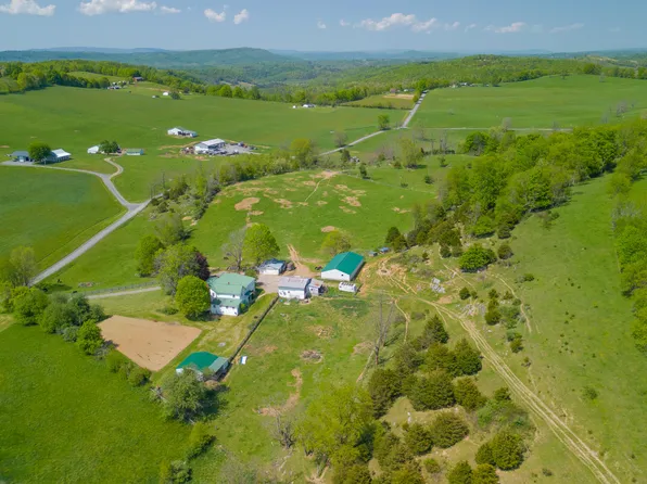 1250 Nickell Mill Rd, Sinks Grove, WV 24976