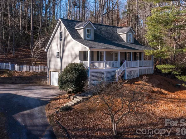 182 White Stone Ln, Hendersonville, NC 28791