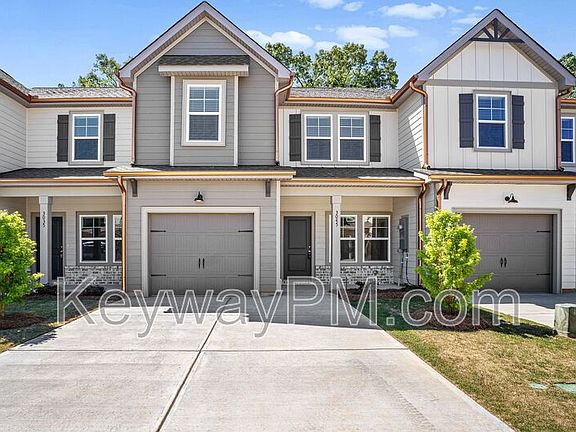 2nd image of 3045 Venetian Dr