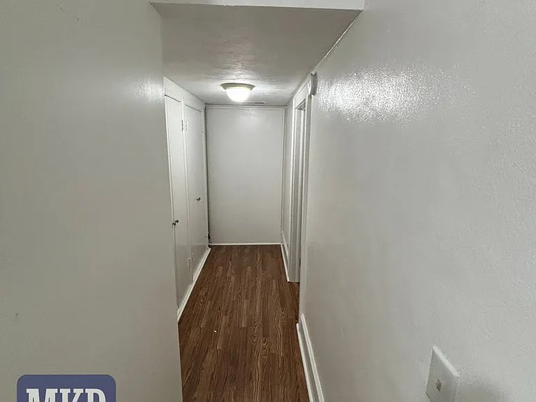 17 S College Ave — Photo 19