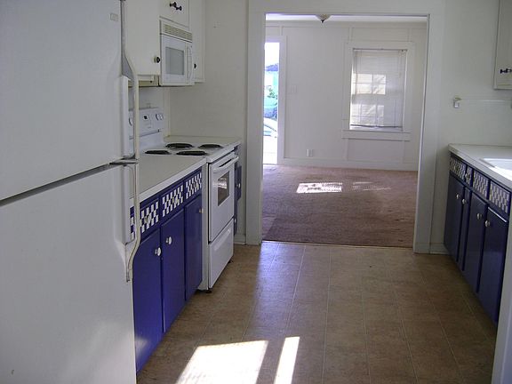 2nd image of 2310 Fisher St