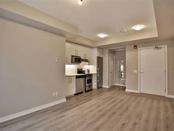 4th image of 40 Esplanade Ln #507