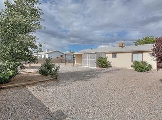 990 Madeira Dr SE, Rio Rancho, NM 87124