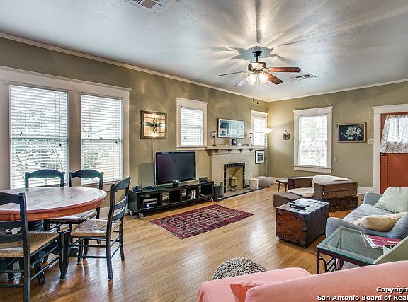 3rd image of 427 Wickes St