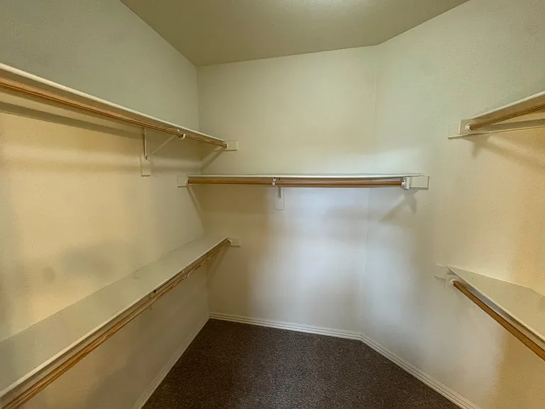626 N Tennyson Ln — Photo 23