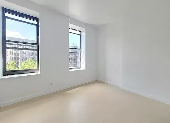 Rented by REAL New York | media 22