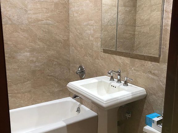 5th image of 144 27th Ave #1