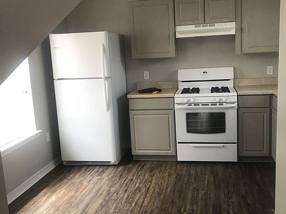 3rd image of 1405 S Dupre St