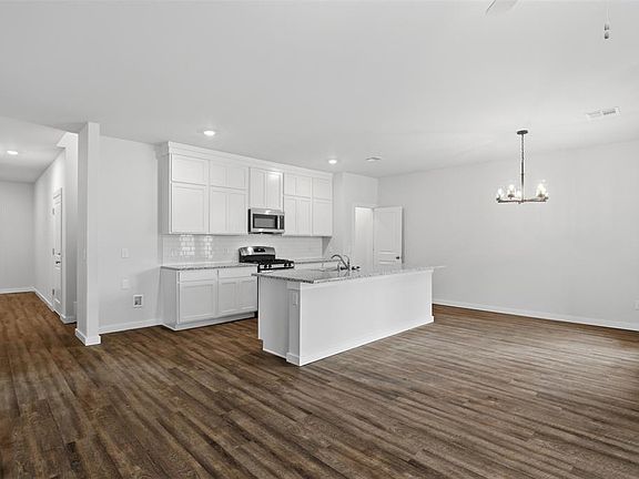 7th image of this home