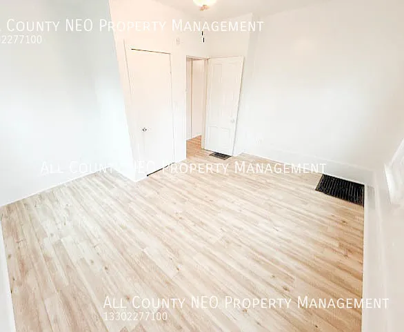 271 Grant St #A — Photo 16