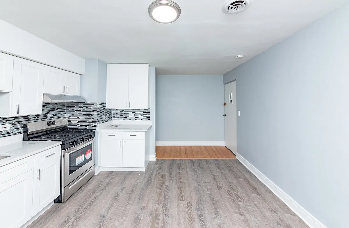 2 bed, 1.5 bath, 1150 sqft, $1,675 — Photo 3