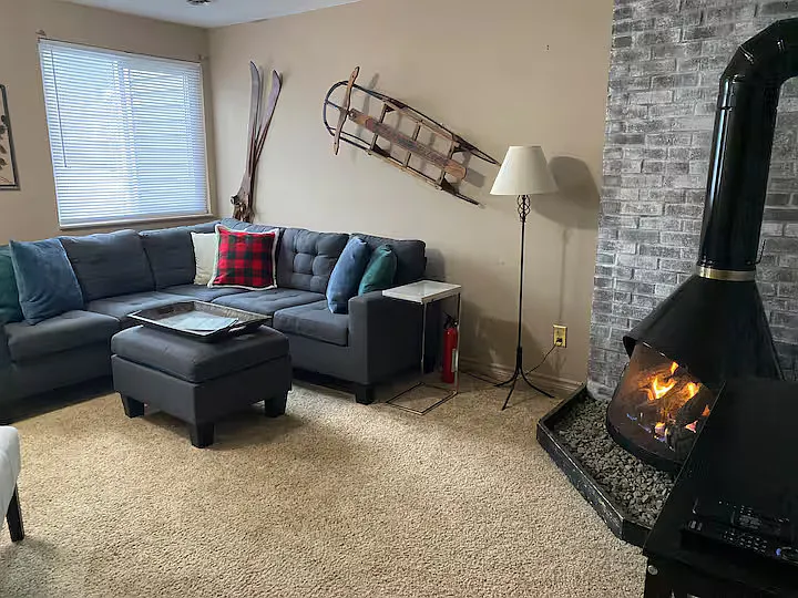 29 Pine Tree Village Rd — Photo 7