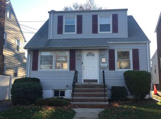 1062 Applegate Ave, Elizabeth, NJ 07202