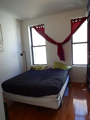 Rented by Authentic Realty | media 11