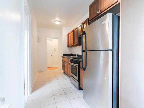 2nd image of 4309 47th Ave APT 6R
