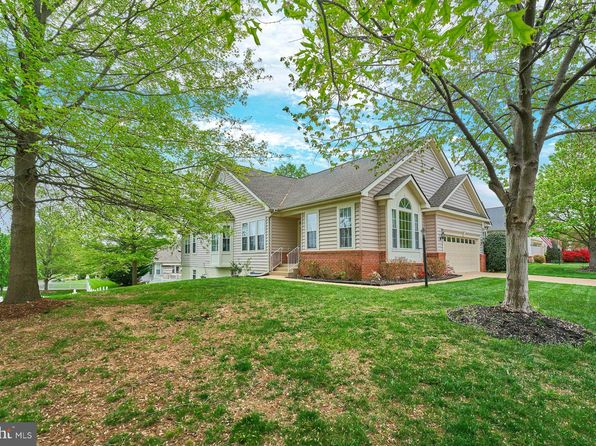 14064 Breeders Cup Dr, Gainesville, VA 20155