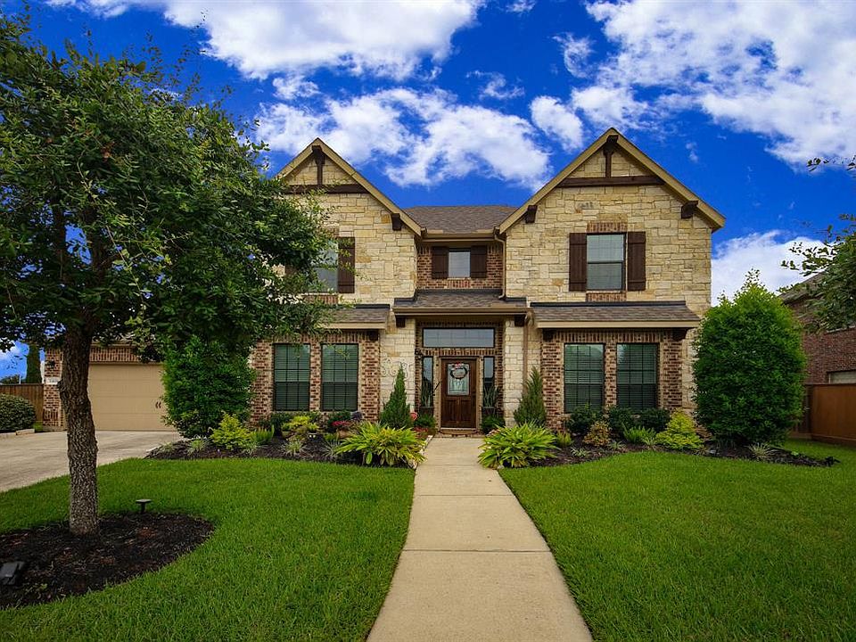 1st image of 24118 Venetian Dr