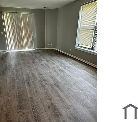 5th image of 3120 W Madison St #202